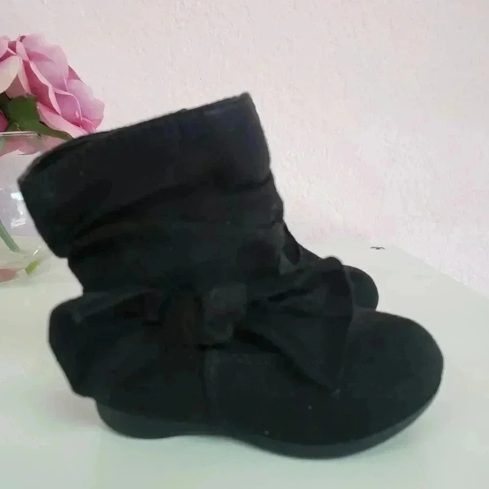 Wonder Nation Toddler Girl Bow Slouch Boot Size 2